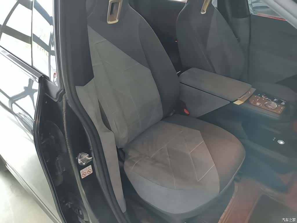 BMW iX, 2024 25