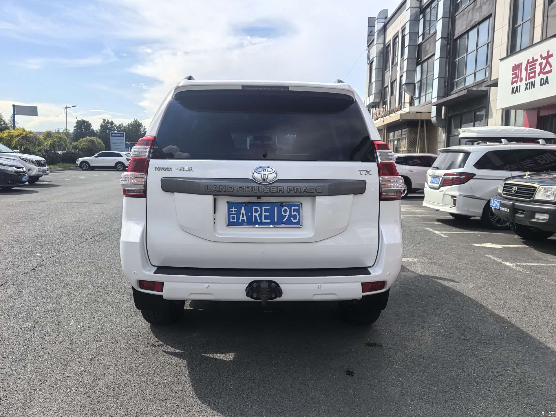 Toyota Prado, 2015 11