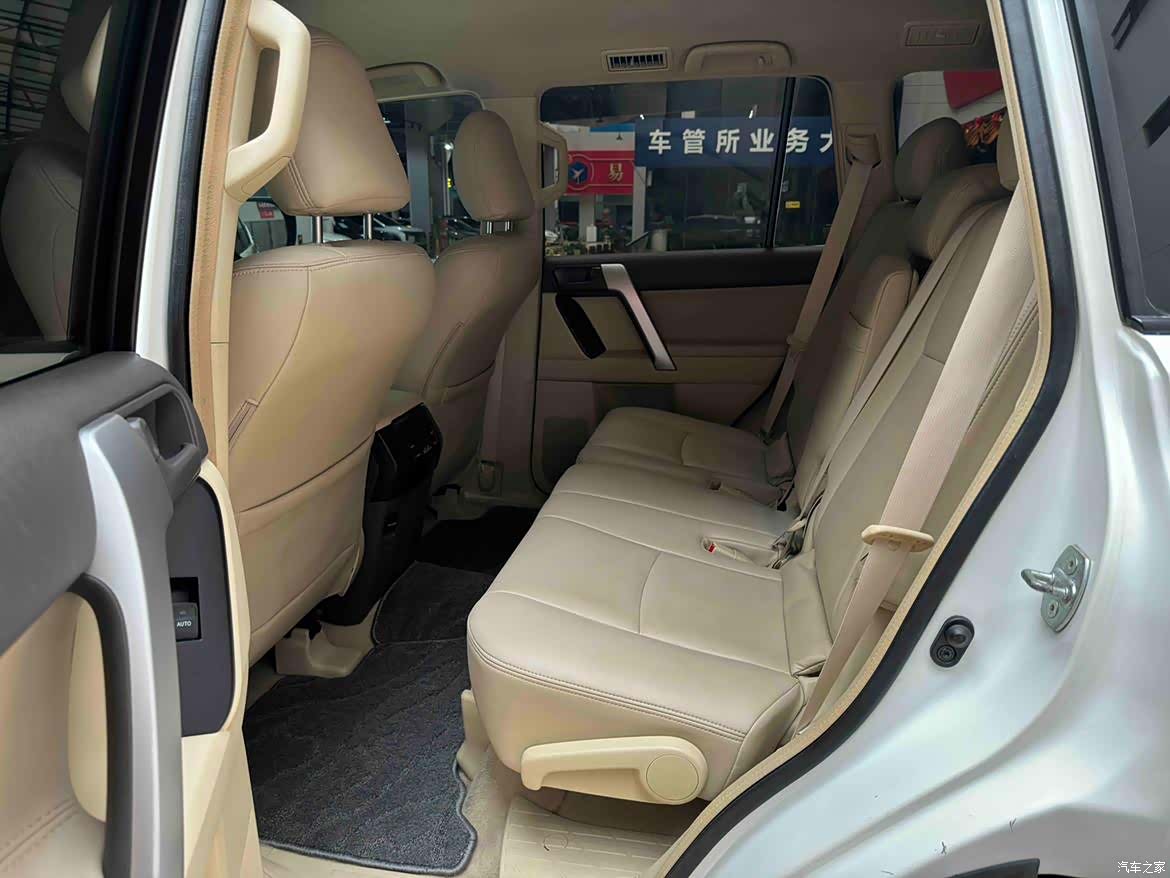 Toyota Prado, 2015 7