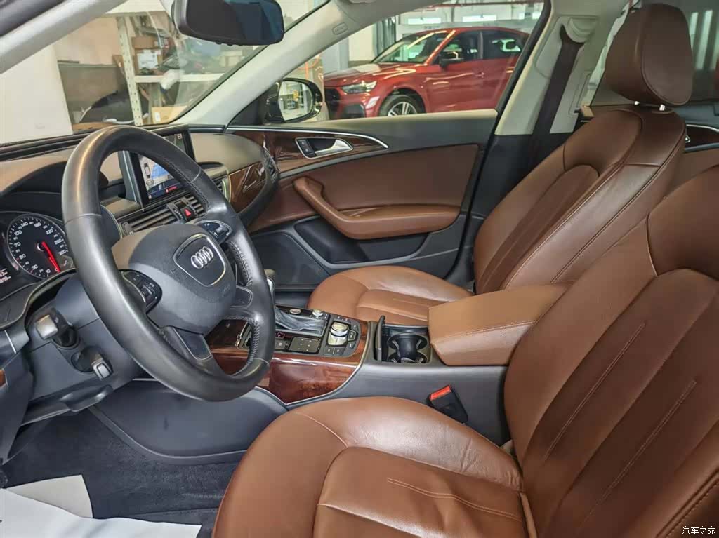 Audi A6L, 2015 14