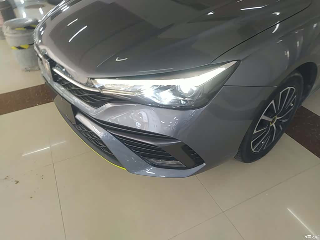 Roewe i5, 2022 24