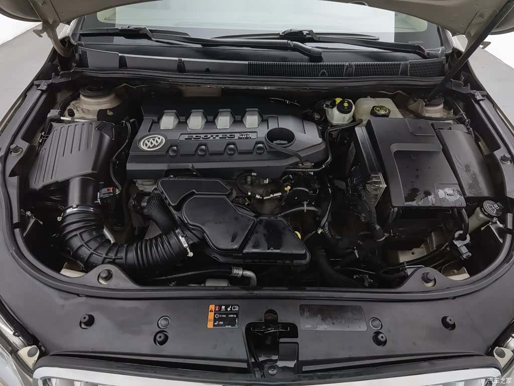 Buick LaCrosse, 2012 6