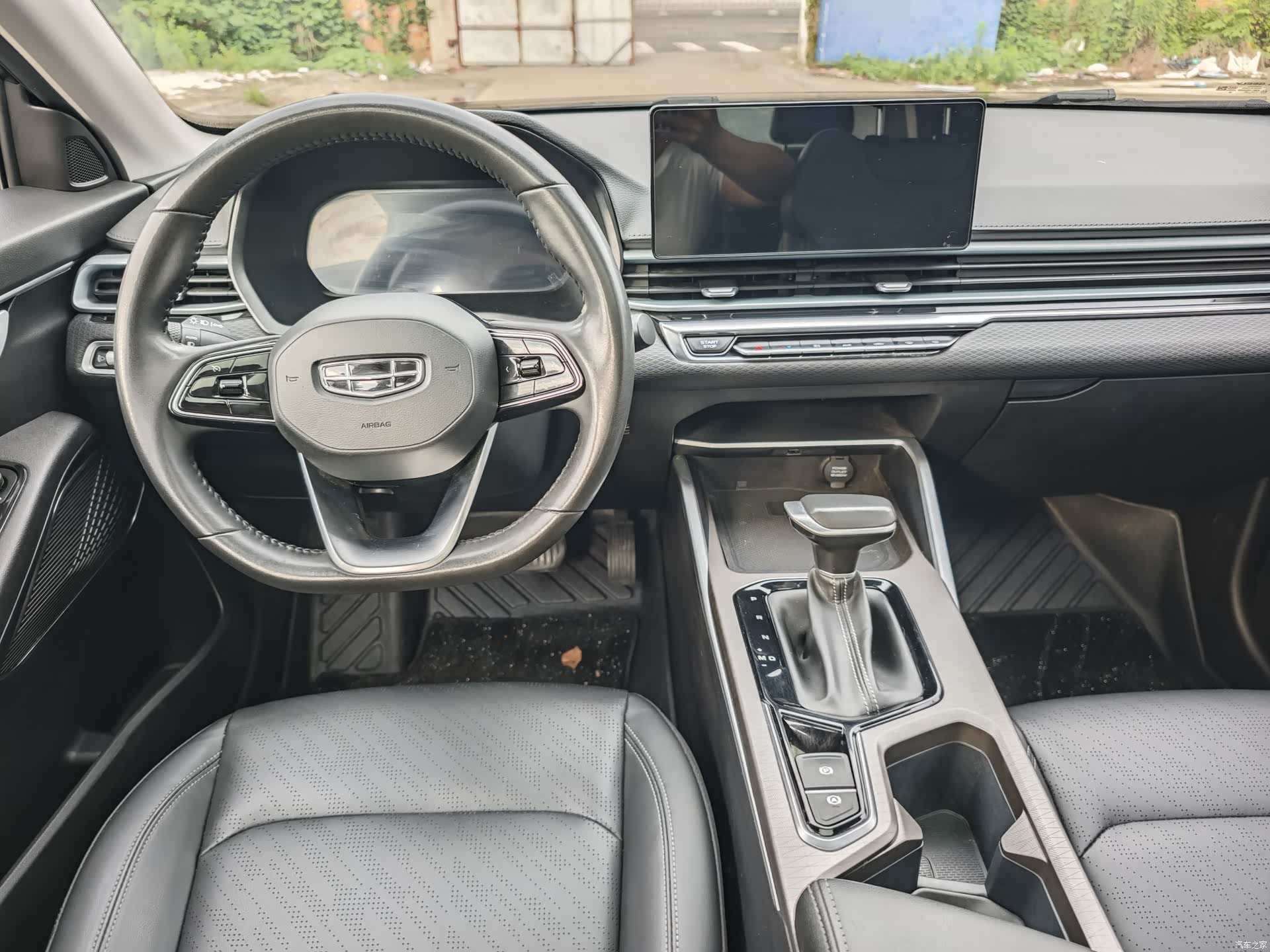 Geely Emgrand, 2022 6