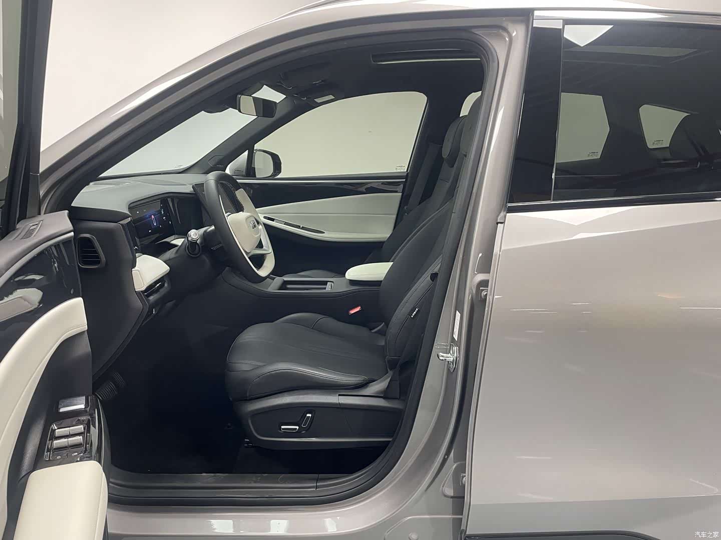Geely Galaxy L7, 2024 9