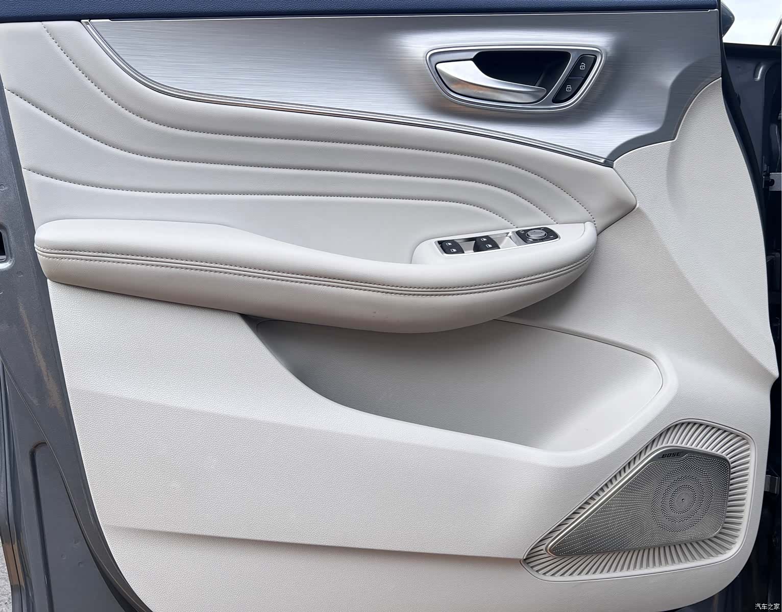 Roewe iMAX8, 2021 21