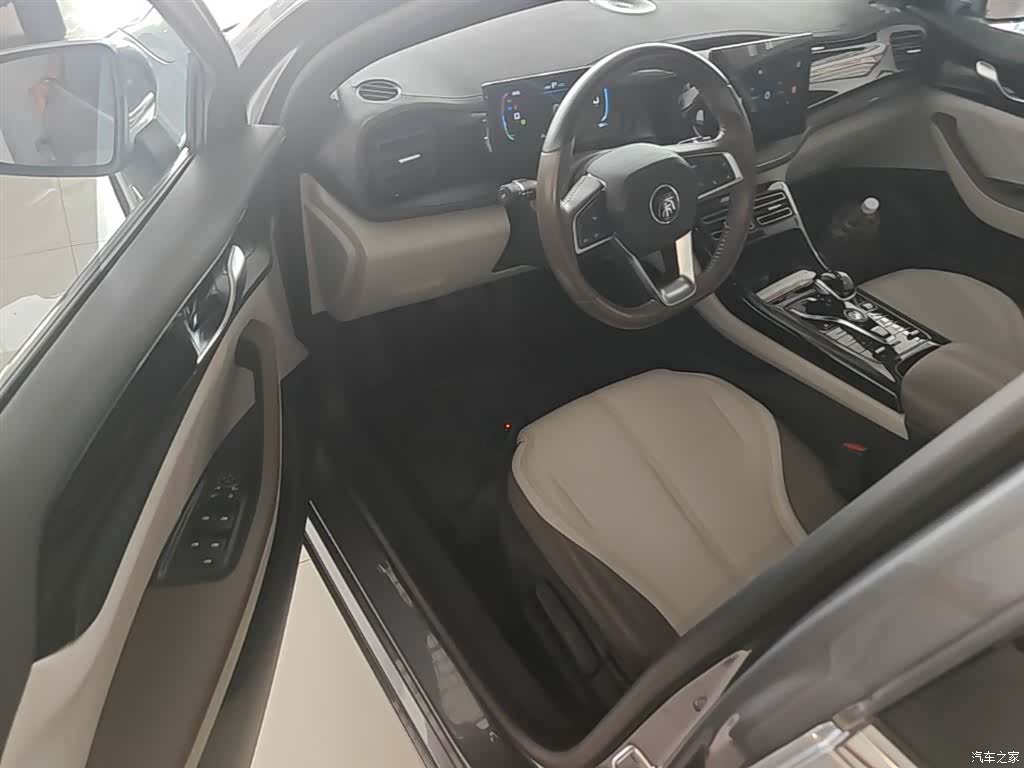 BYD Qin, 2024 16