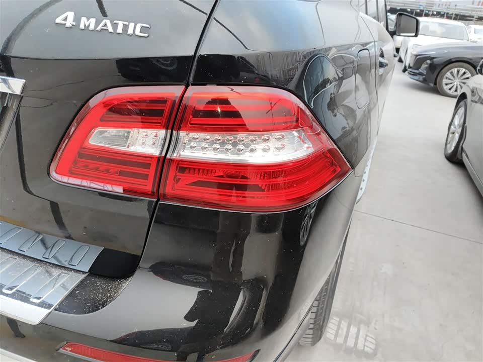 Mercedes-Benz M class