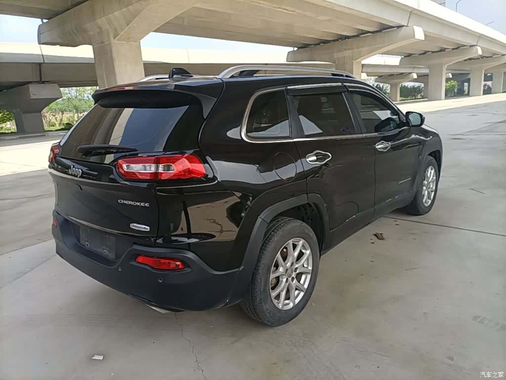Jeep Cherokee, 2017 7