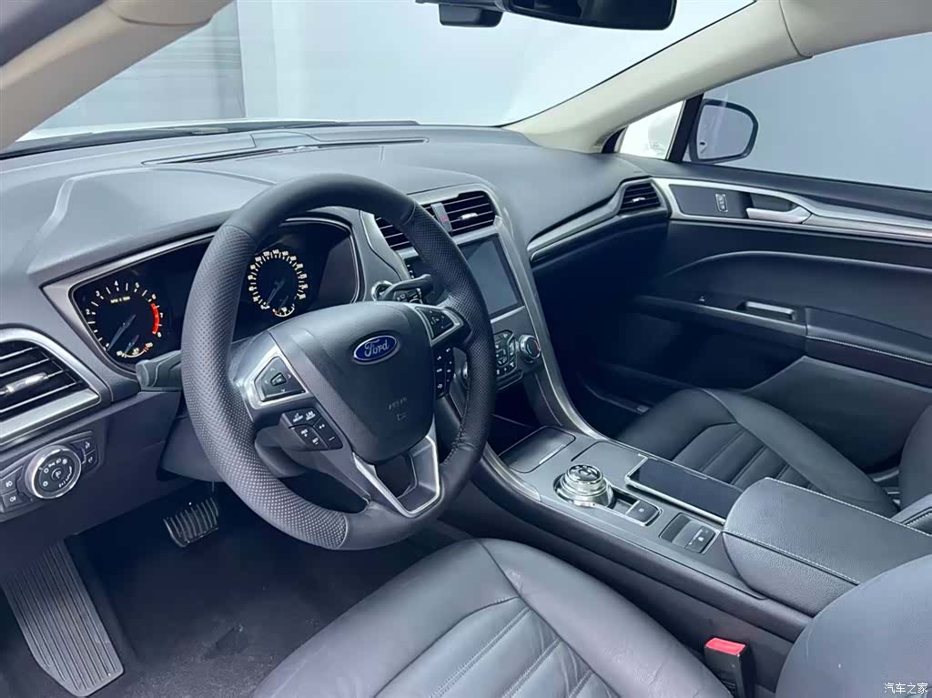 Ford Mondeo, 2017 все фото