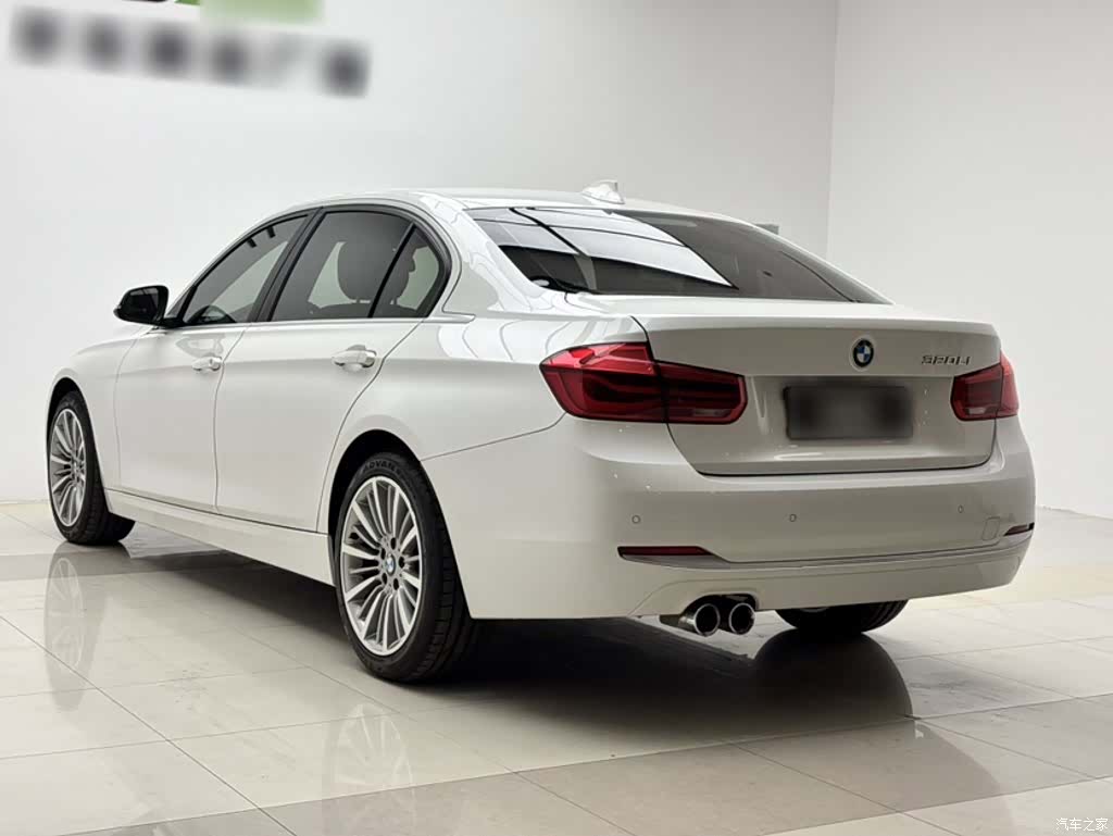 BMW 3 Series, 2018 все фото