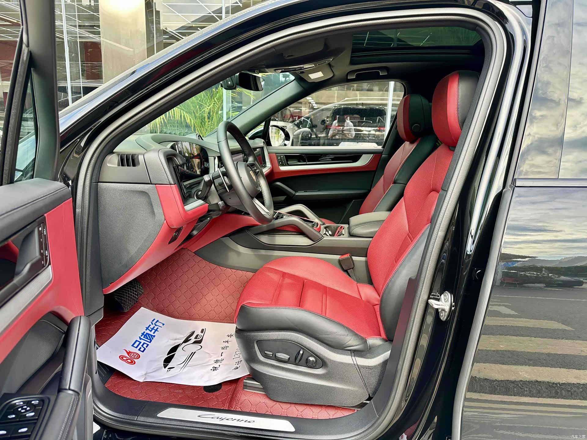 Porsche Cayenne, 2024 все фото