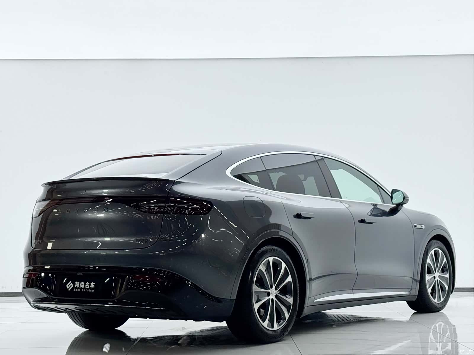 Luxeed R7, 2025 19