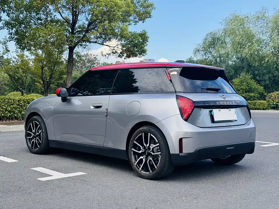 MINI Electric COOPER