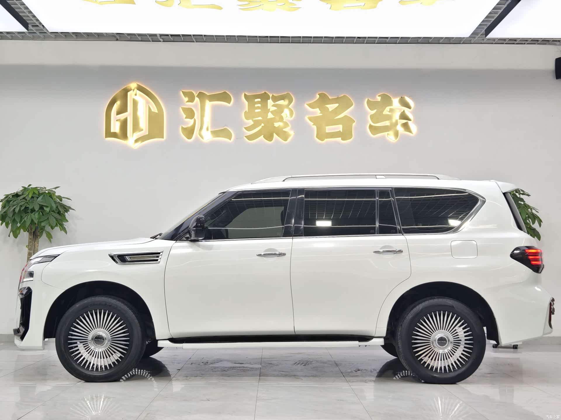 Nissan Patrol, 2017 10