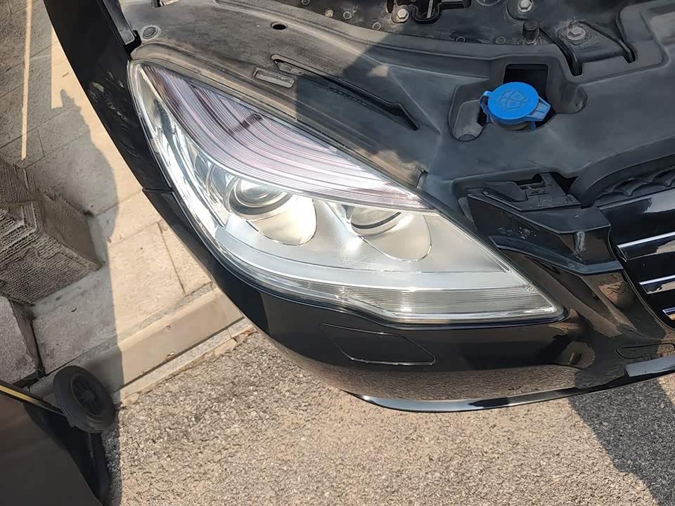 Mercedes-Benz R-class