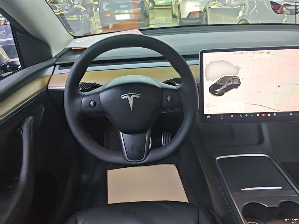 Tesla Model Y, 2021 11