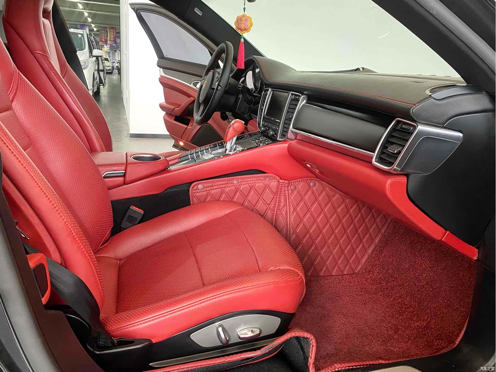 Porsche Panamera, 2011 9