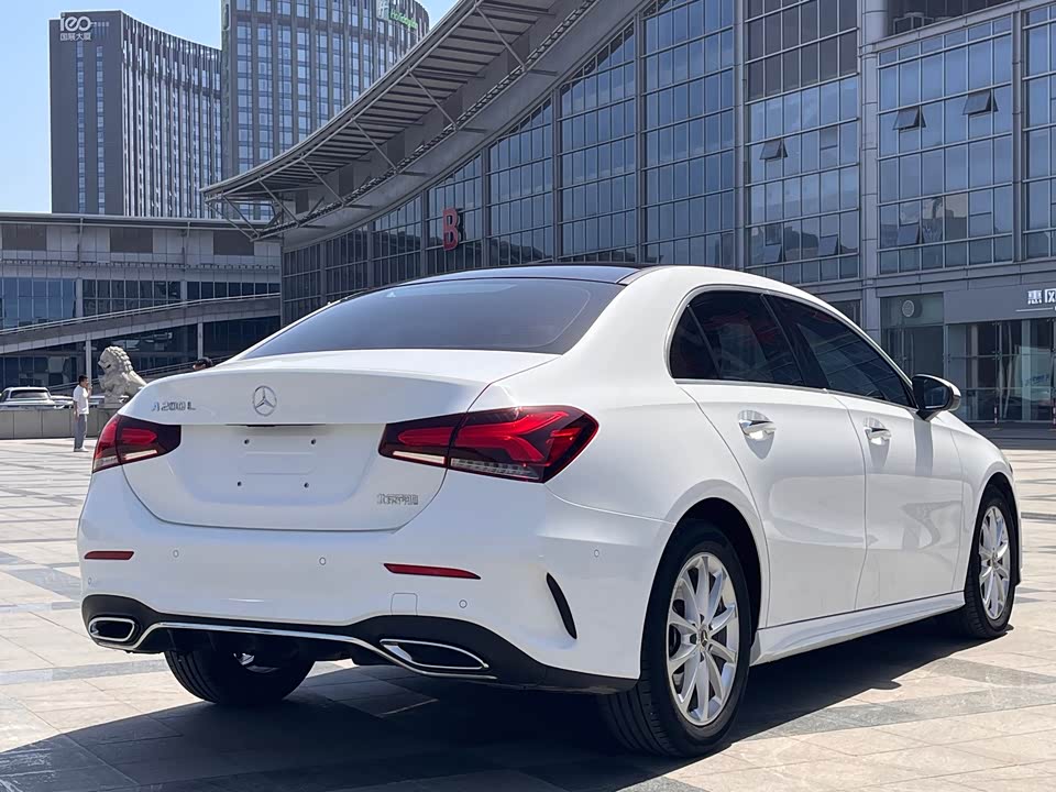 Mercedes-Benz Class A Mercedes-Benz Class A