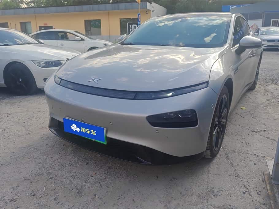 XPENG P7