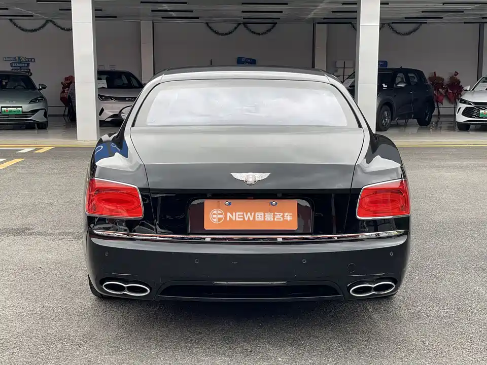 Bentley Flying