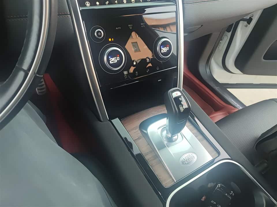 Land Rover Discover sports