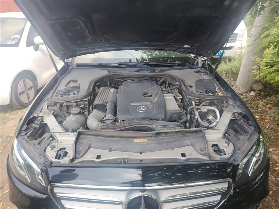 Mercedes-Benz E-class Mercedes-Benz E-class