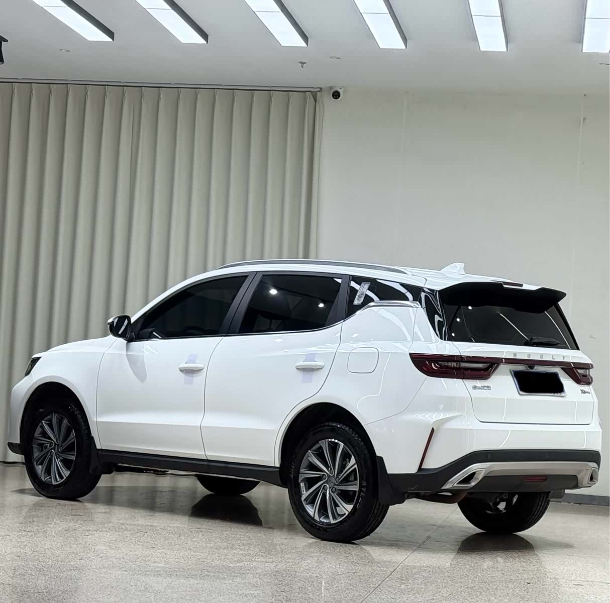 Geely X6, 2024 4