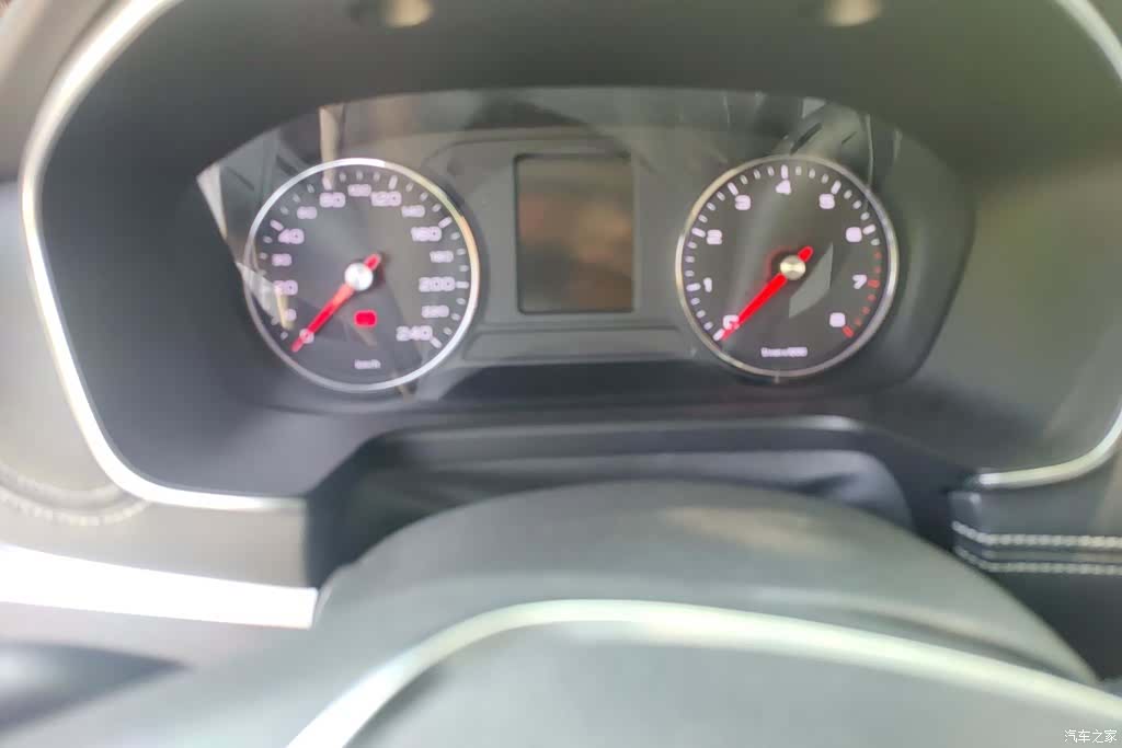 Roewe RX5, 2017 14
