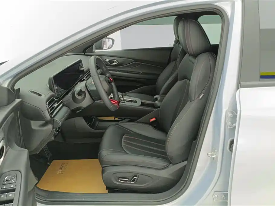 Trumpchi Shadow Leopard