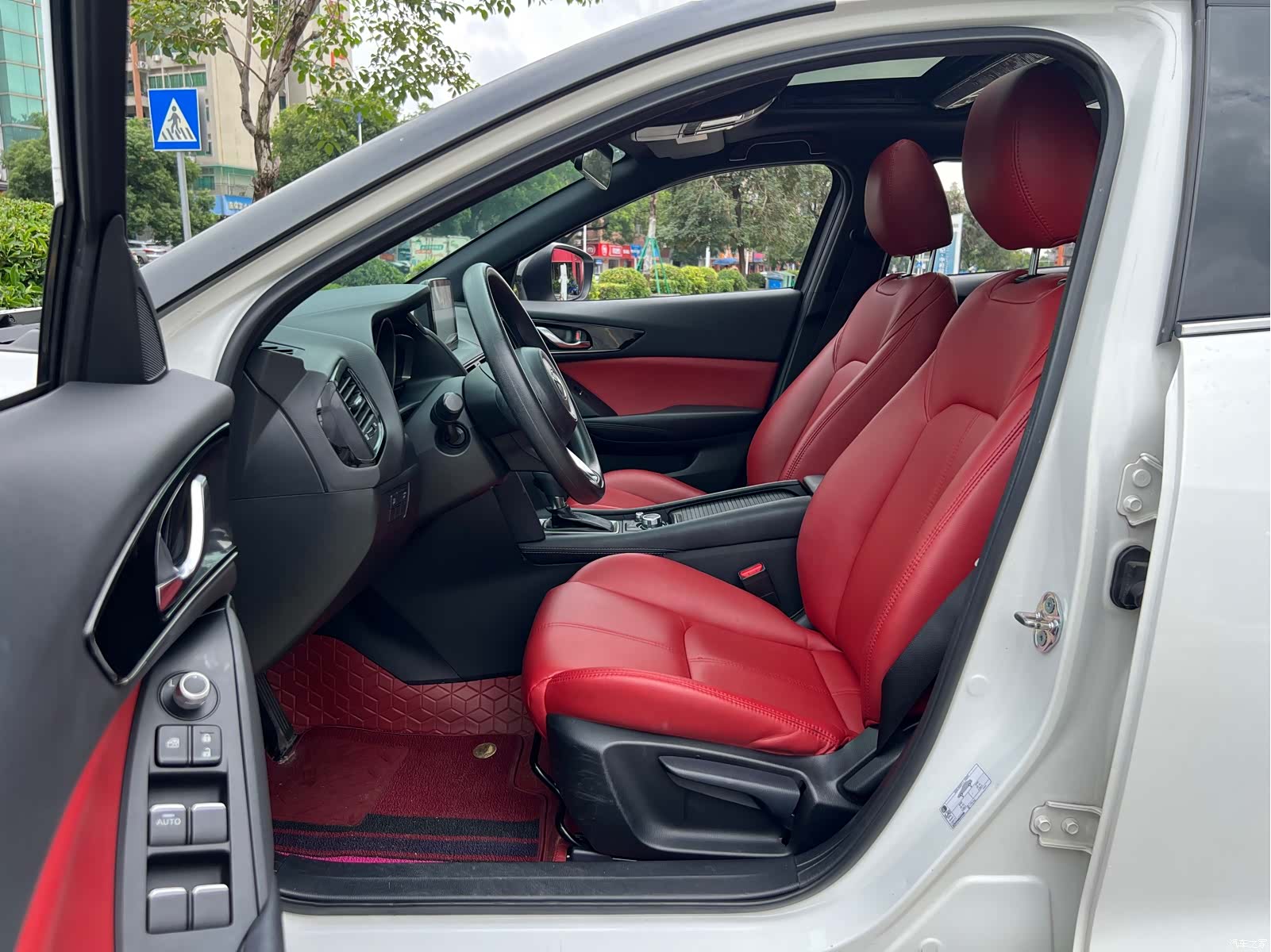 Mazda CX-4, 2020 15