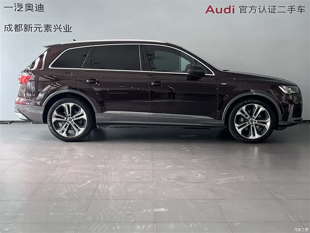 Audi Q7, 2023 3