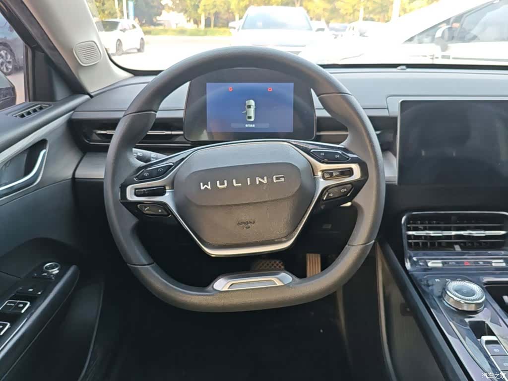 Wuling Starlight, 2024 11