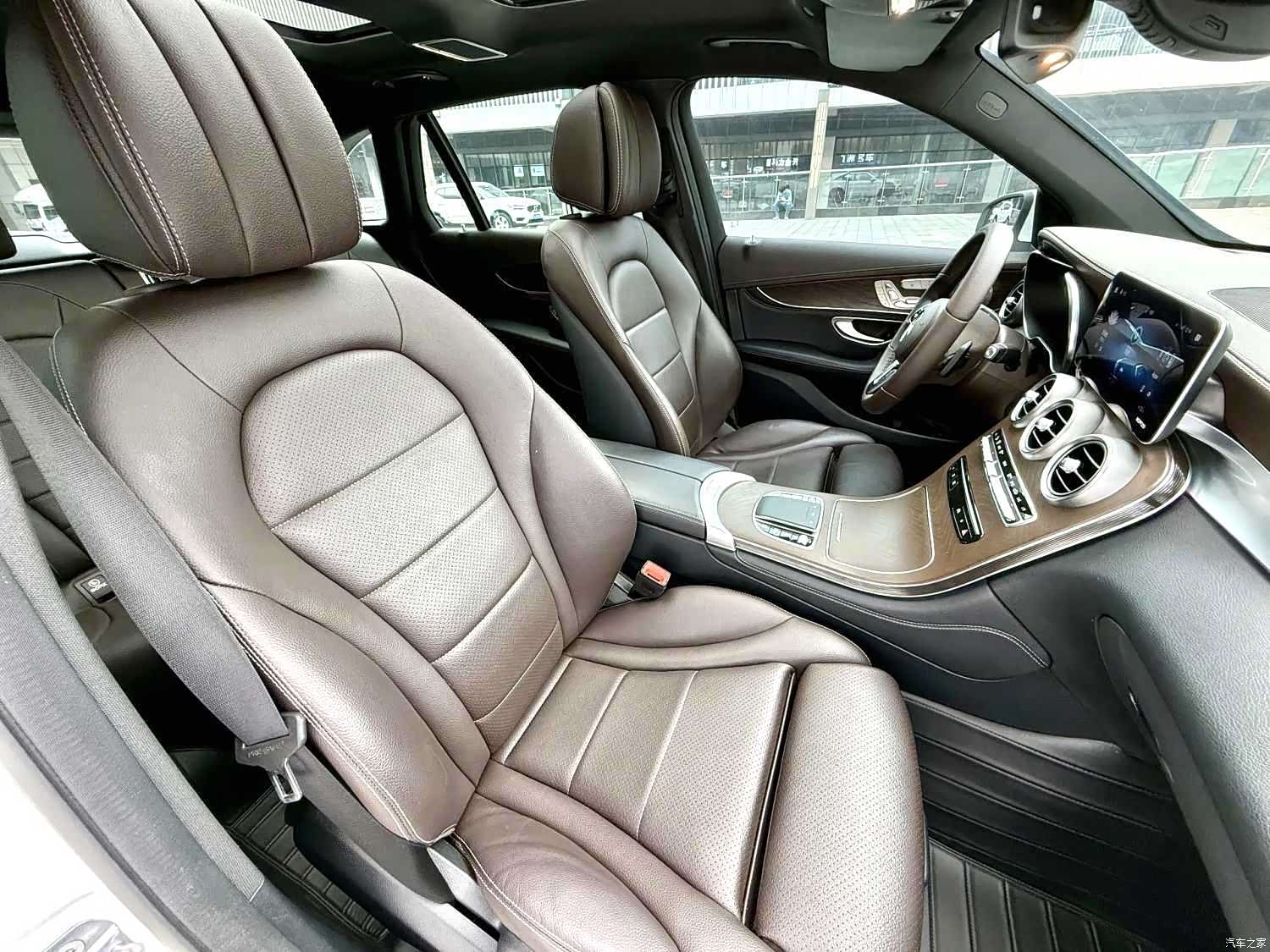 Mercedes-Benz GLC, 2019 9