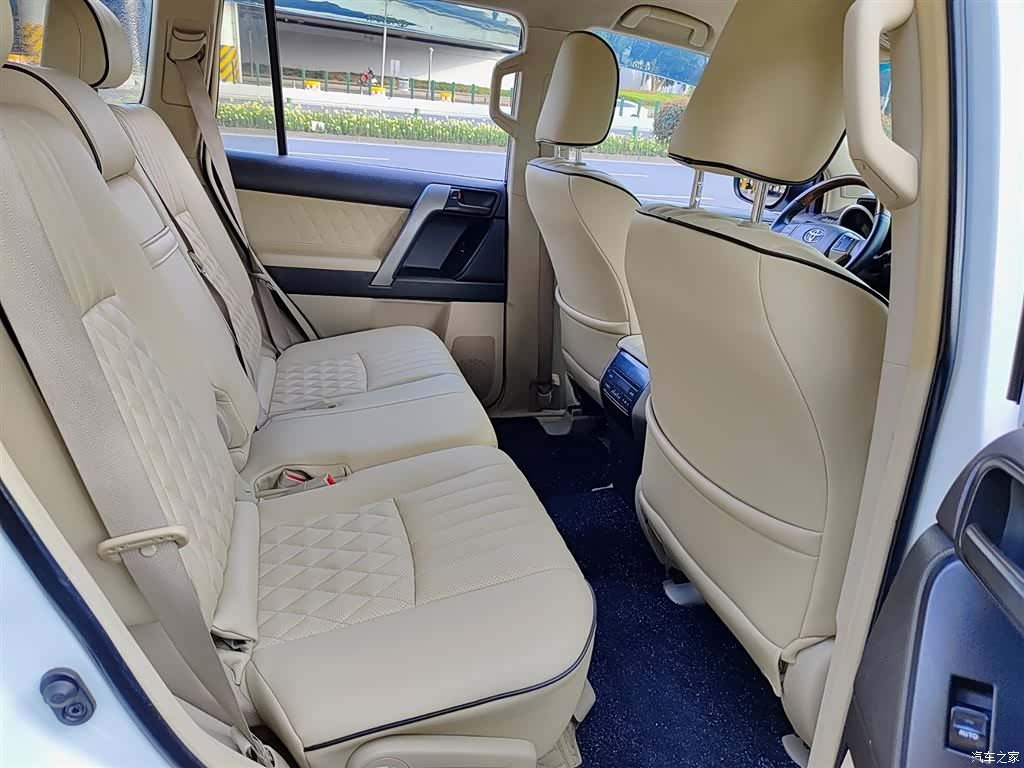 Toyota Prado, 2014 10