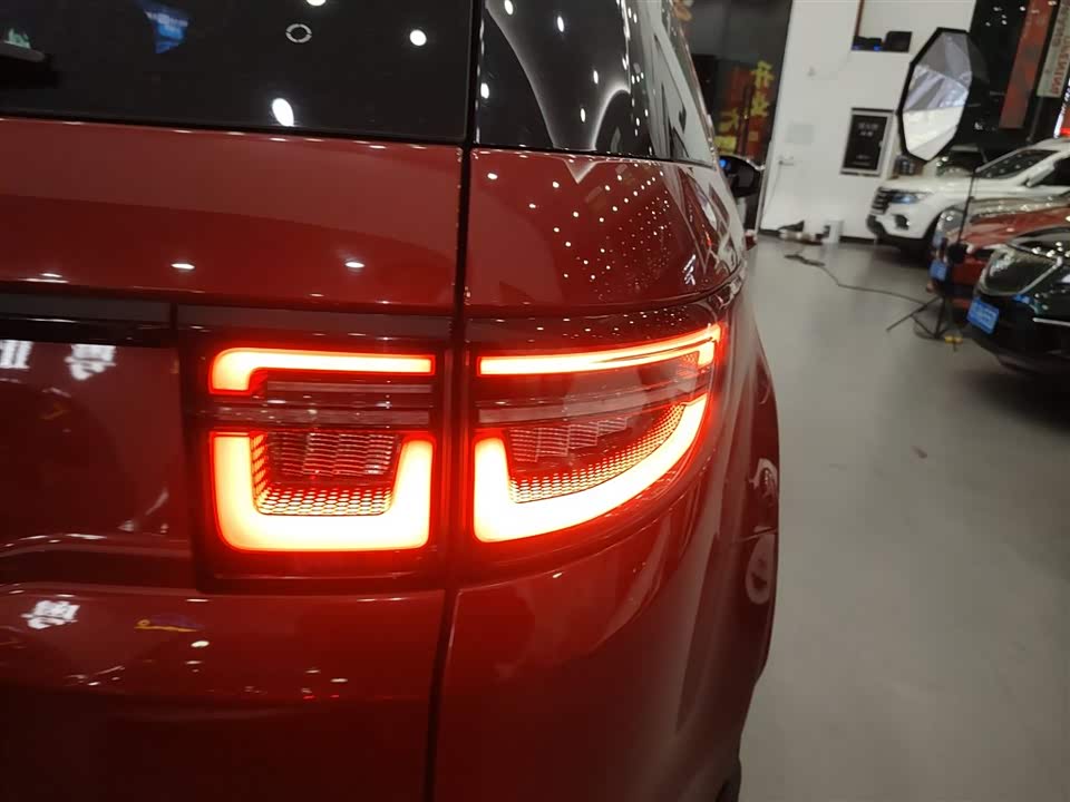 Land Rover Discover sports