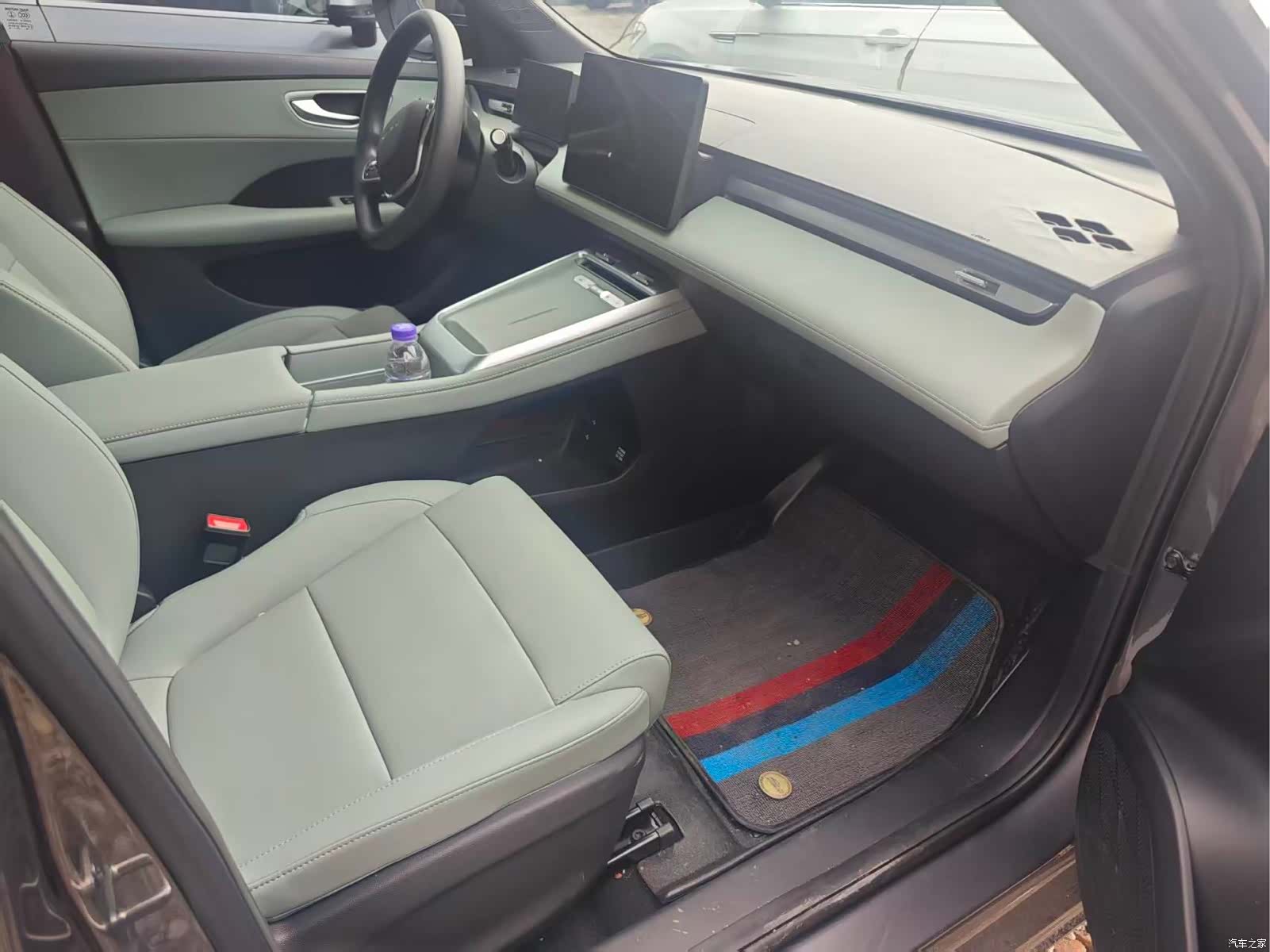 Roewe D6, 2025 9