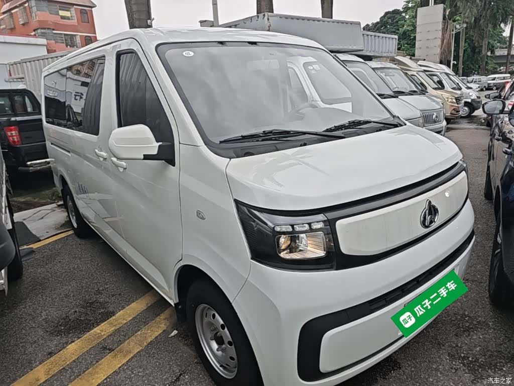 Changan EM80, 2025 4