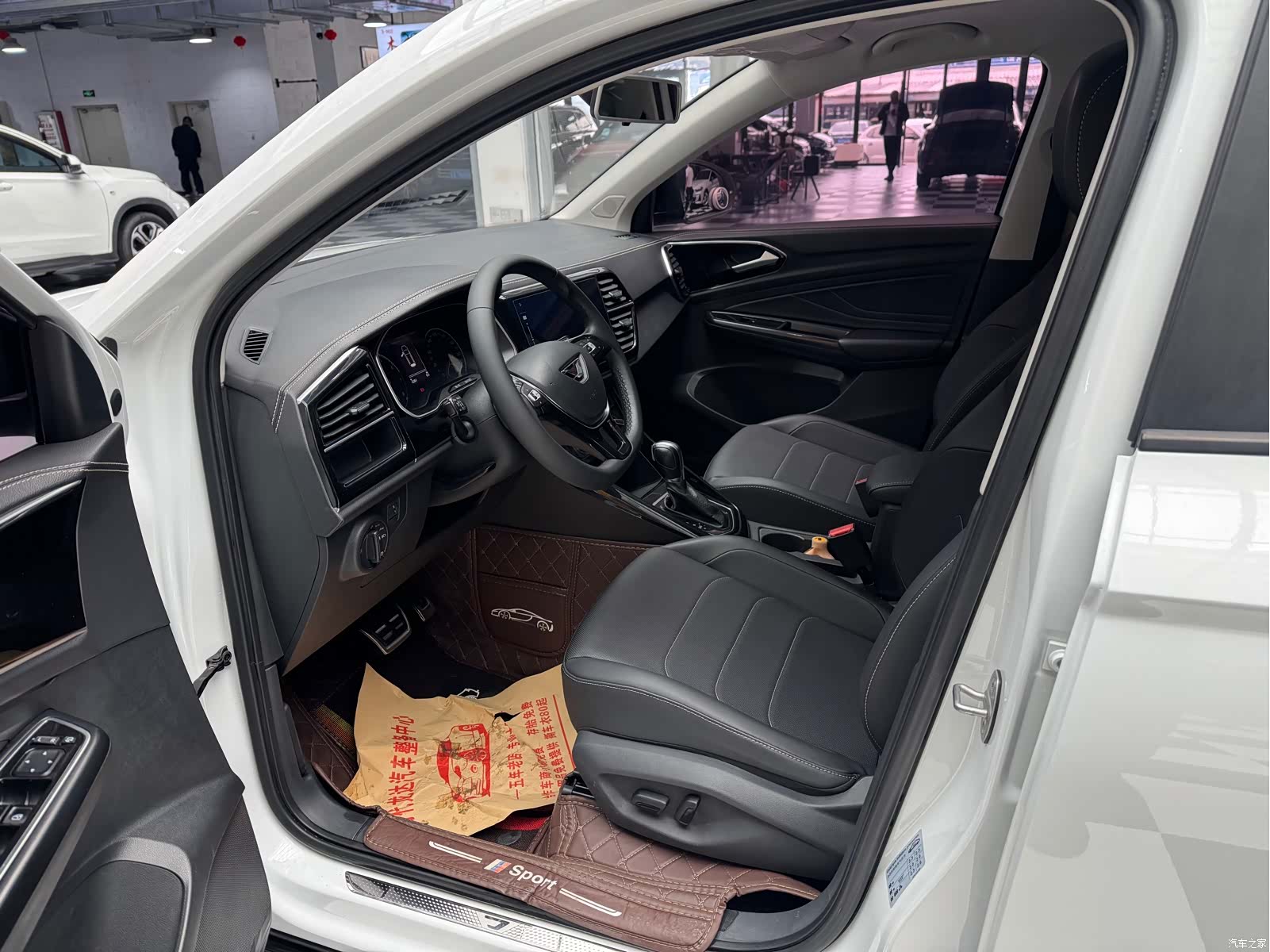 Volkswagen Panda, 2022 9