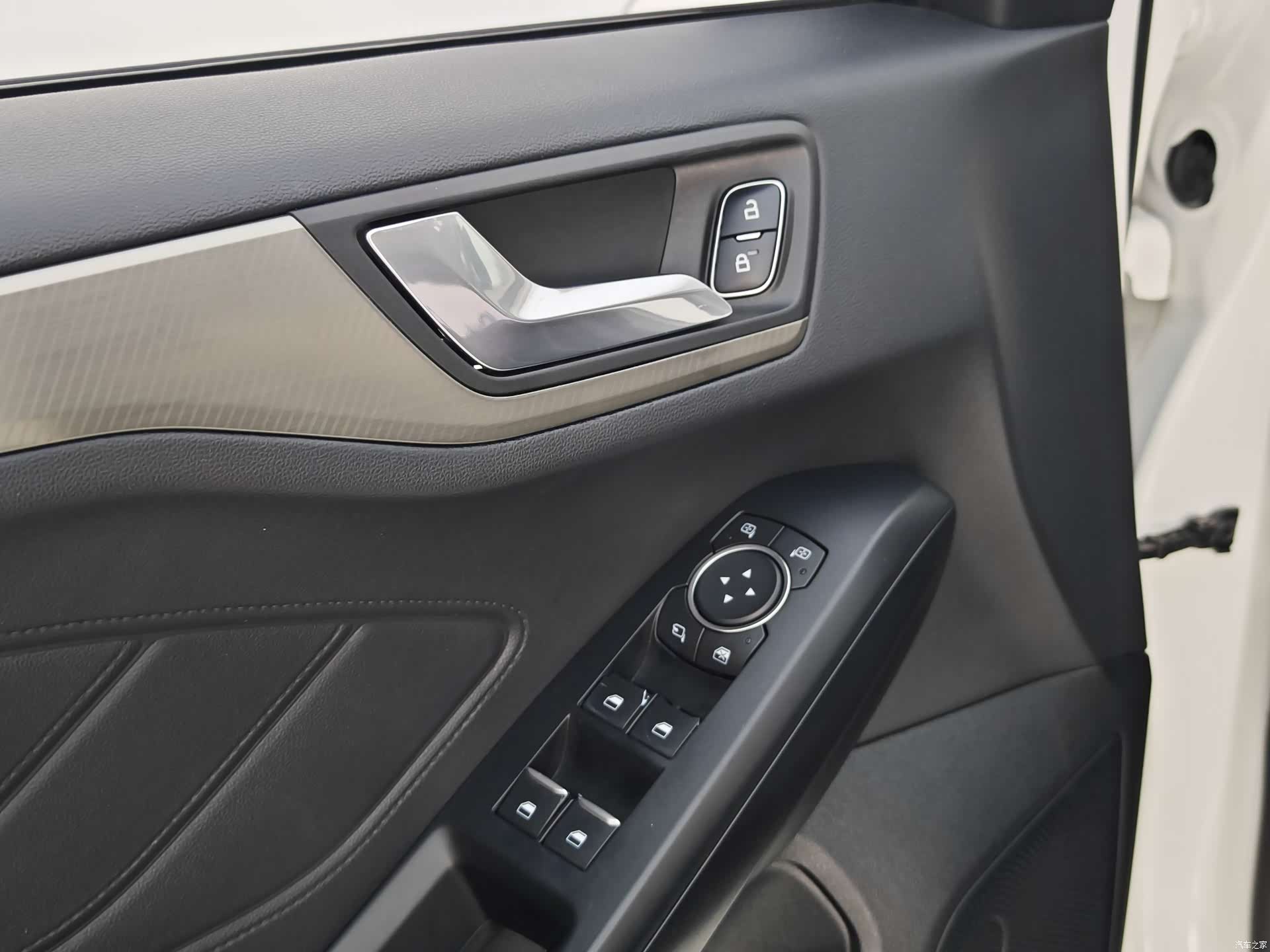 Ford Focus, 2020 28