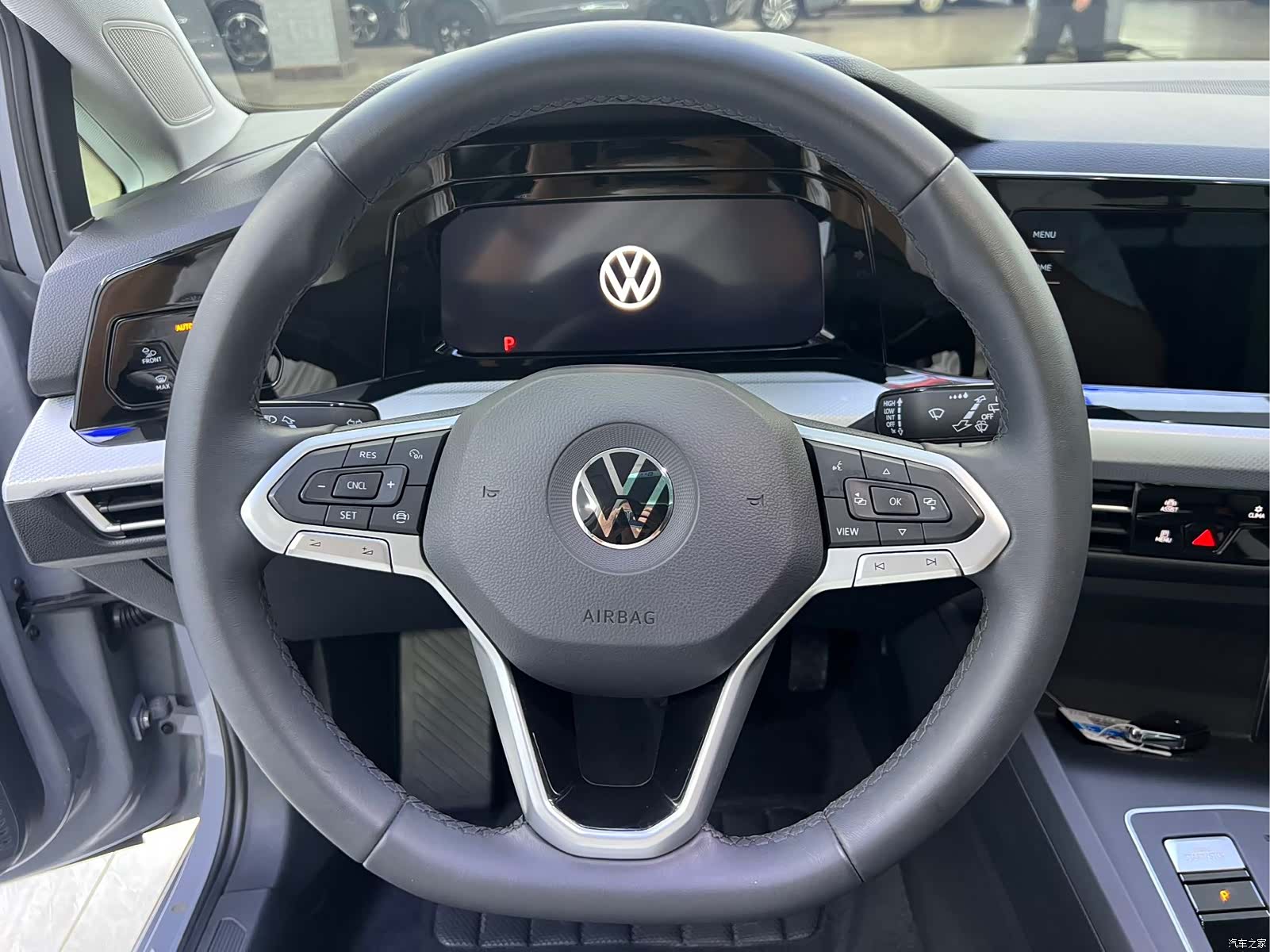 Volkswagen Golf, 2023 7
