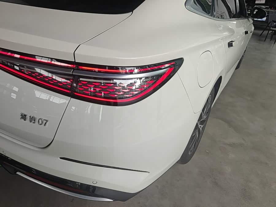 BYD Seal 07 DM-i 2024, фото 24
