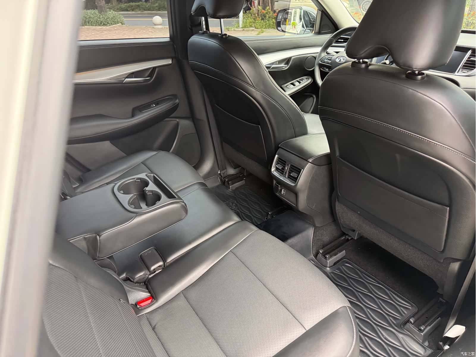 Infiniti QX50, 2021 17