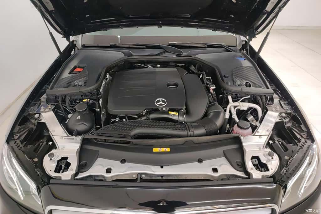 Mercedes-Benz E-Class, 2020 10