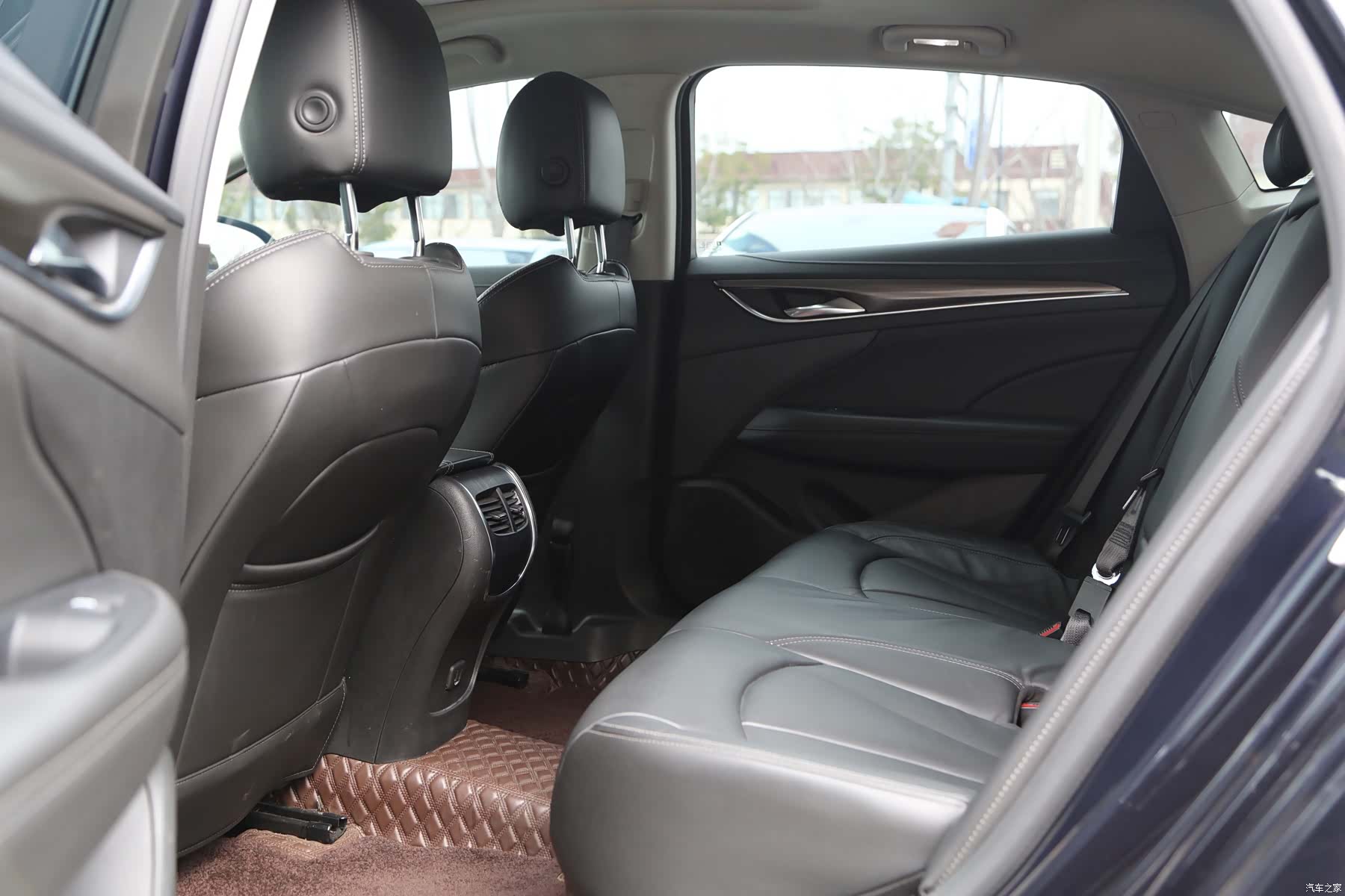 Buick LaCrosse, 2022 15