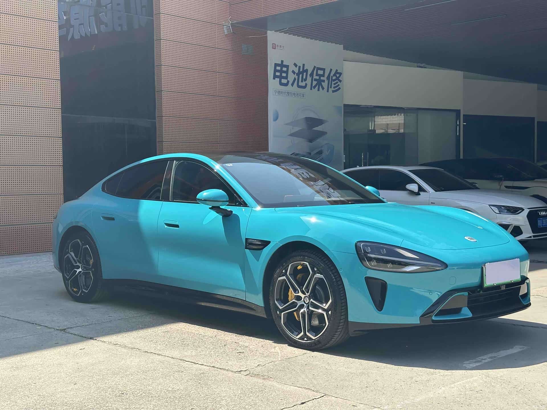 Xiaomi SU7, 2025 3