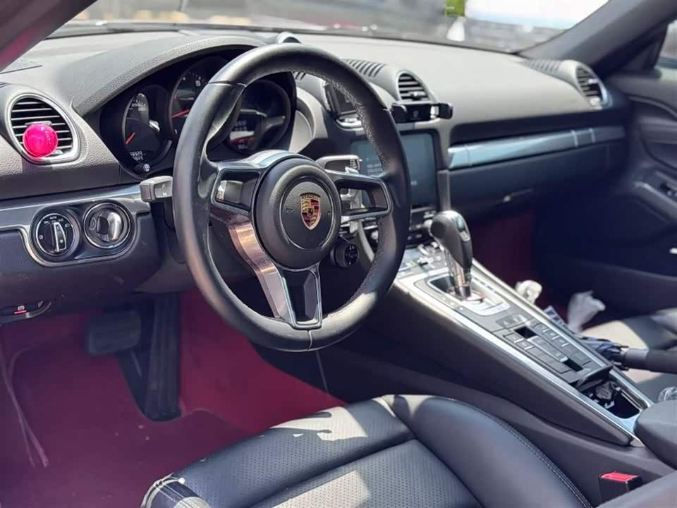 Porsche 718