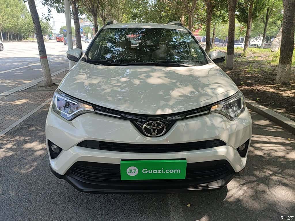 Toyota RAV4, 2017 3