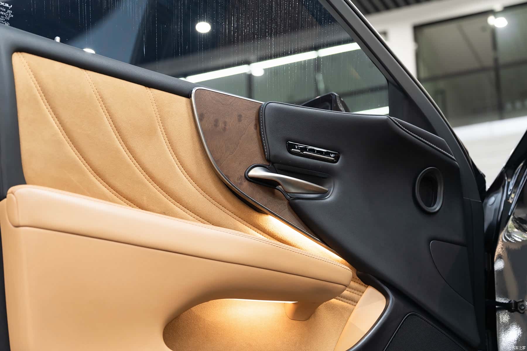 Lexus LS, 2021 19