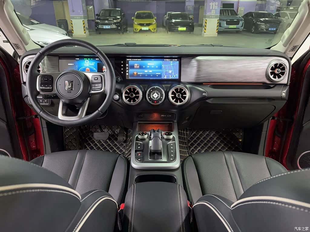 Tank 300, 2022 7