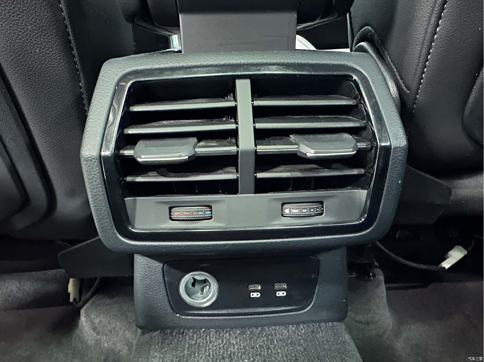 Audi Q3, 2022 18
